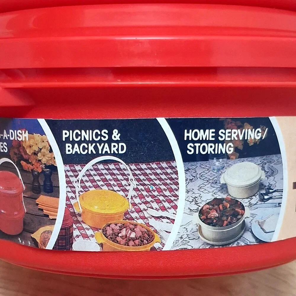 Vintage Superseal TRAV-L-BOWL Plastic 2 Quart Each Kitchen Storage Container Red